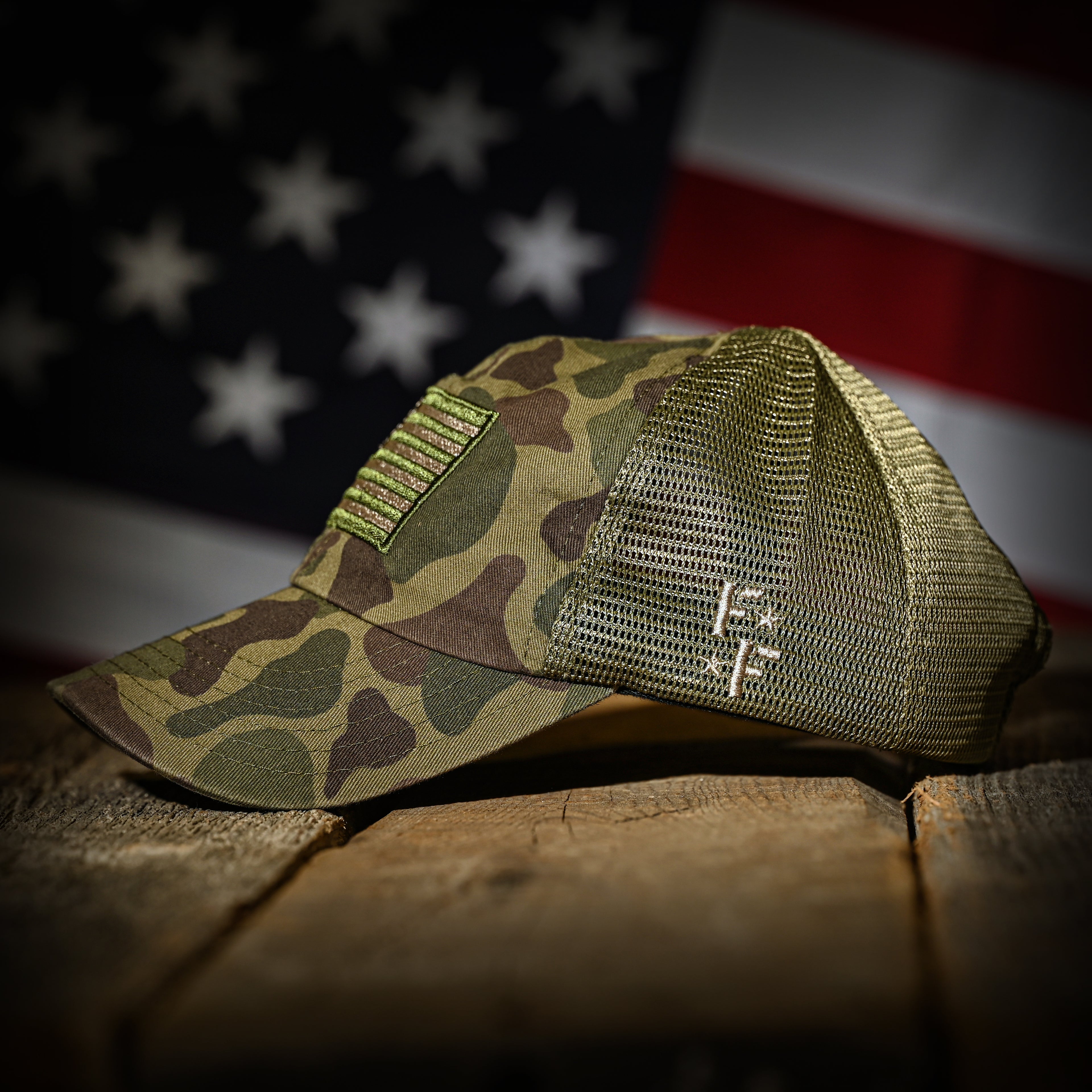 Vintage WWII frog skin camo American flag range hat