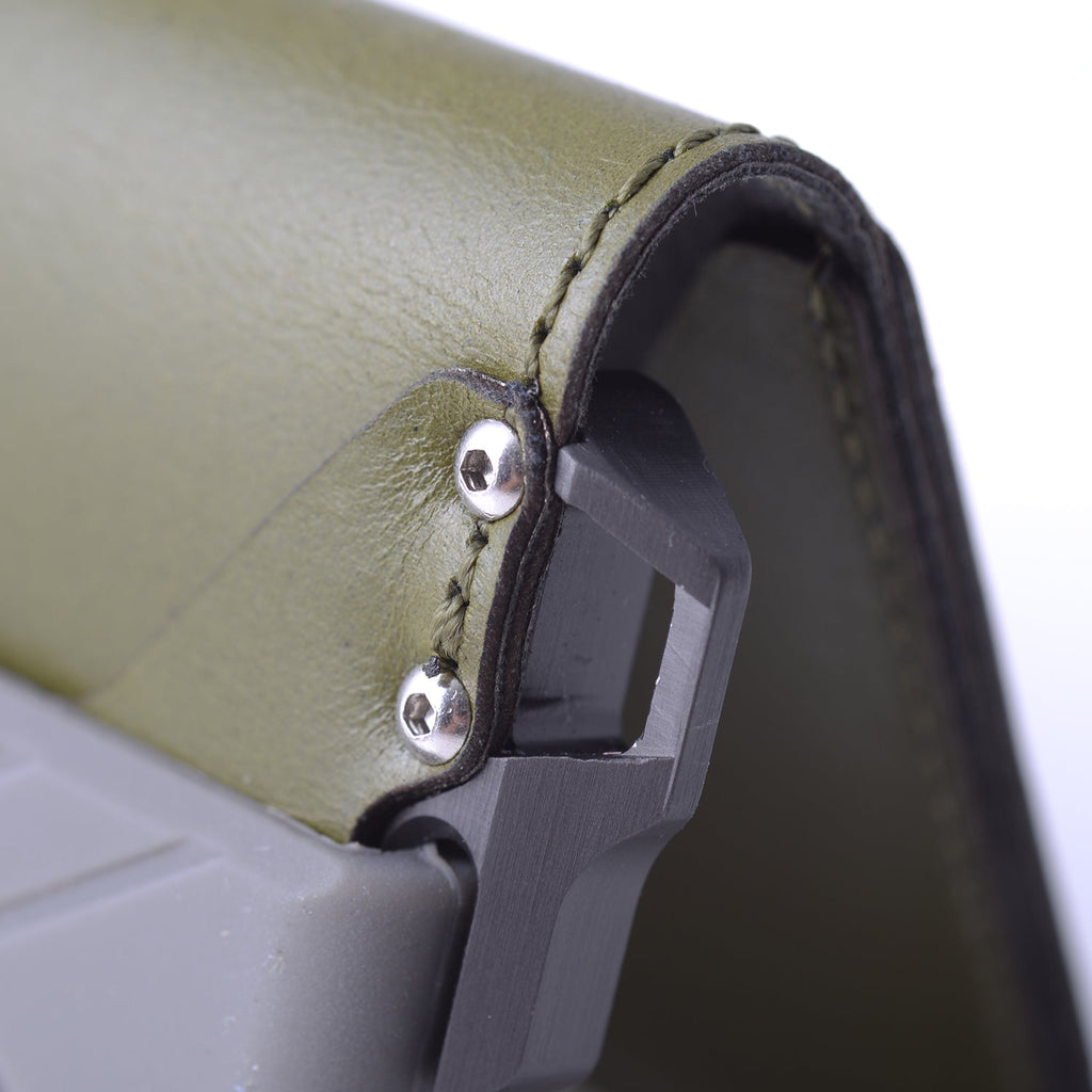 D01 Dapper Bifold Wallet