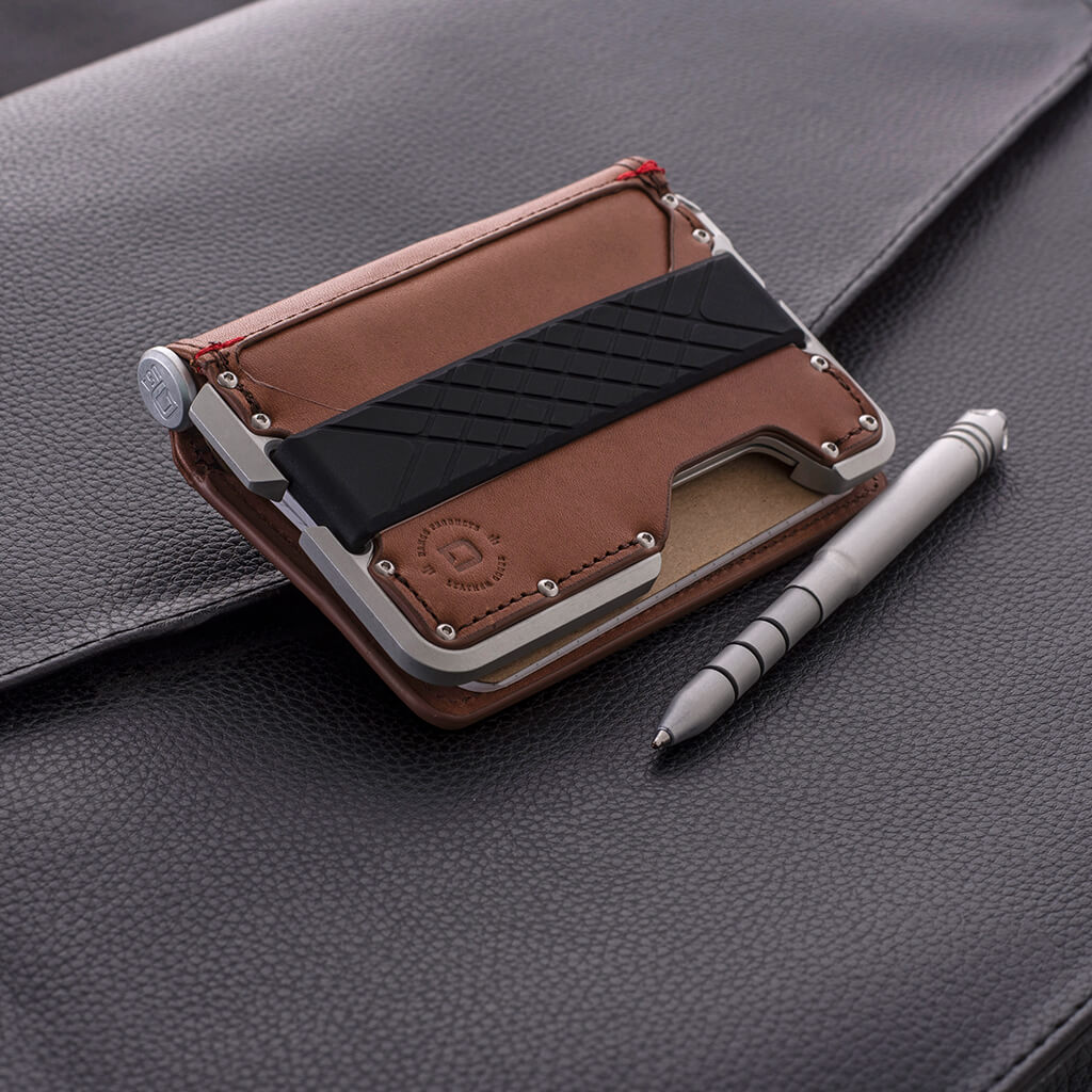 D01 Dapper Pen Wallet