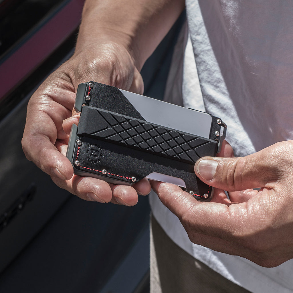 D01 R-SPEC Wallet