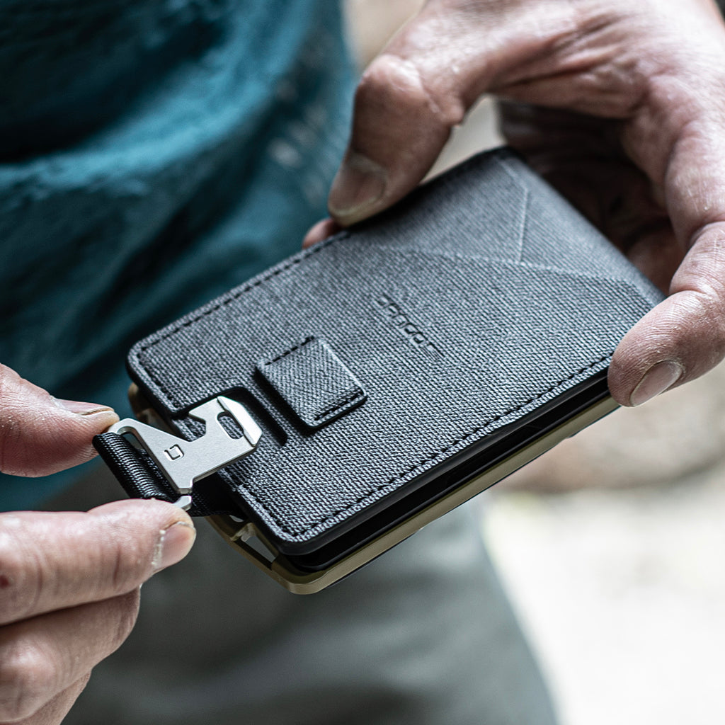 M1 Lite - Bifold Wallet