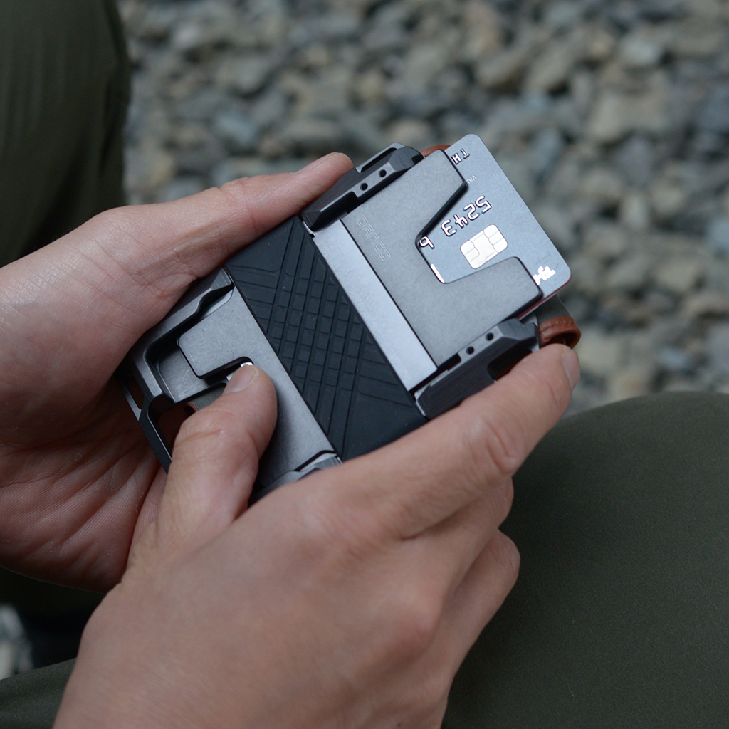 M1 Maverick Bifold Wallet - 4 Pocket Bifold Leather