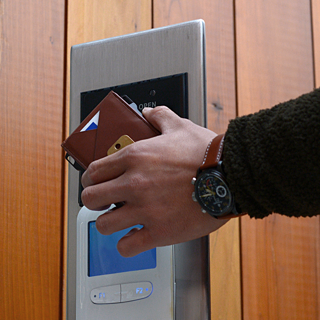 M1 Maverick Bifold Wallet - 4 Pocket Bifold Leather