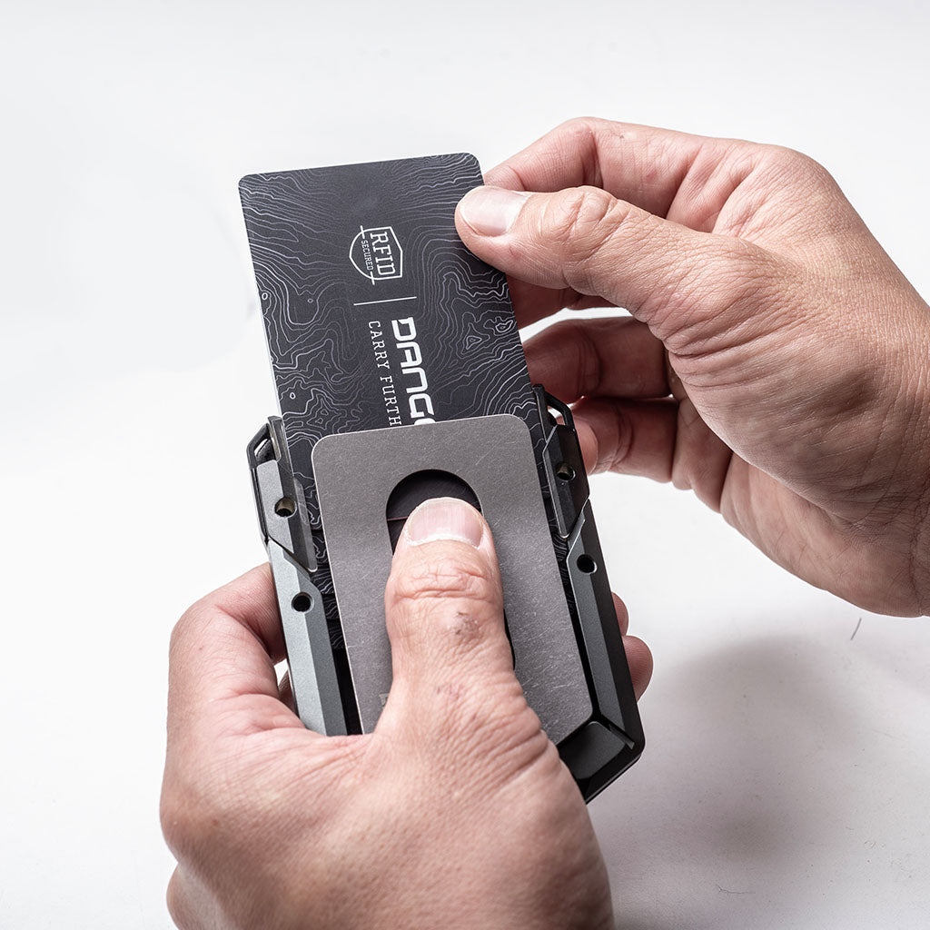 M4 Maverick Rail Wallet with Titanium Clip