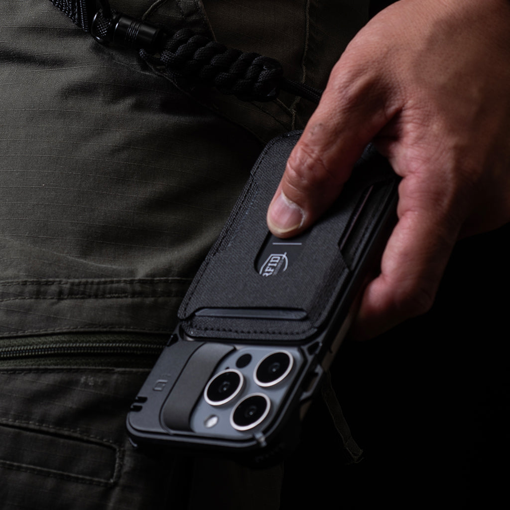 S1 Stealth™ MagSafe Phone Wallet